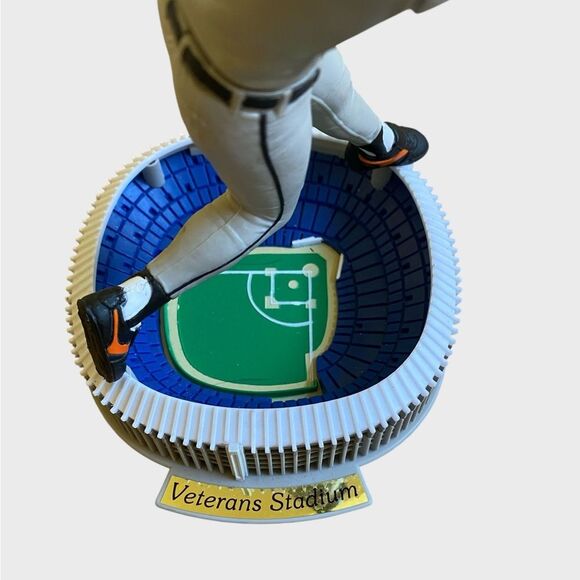 1996 Limited Edition Cal Ripken Jr. Starting Lineup Stadium Stars Game Orioles - Picture 6 of 13